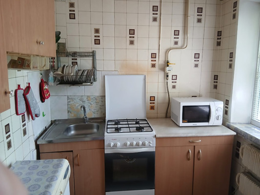 Продам трехкомнатную (3-комн.) квартиру, Карагандинская ул, 6, Казань г