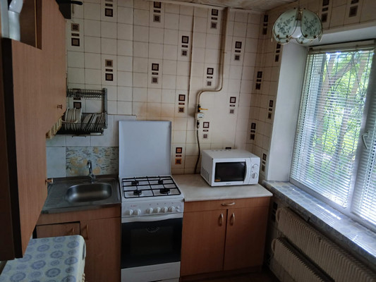 Продам трехкомнатную (3-комн.) квартиру, Карагандинская ул, 6, Казань г