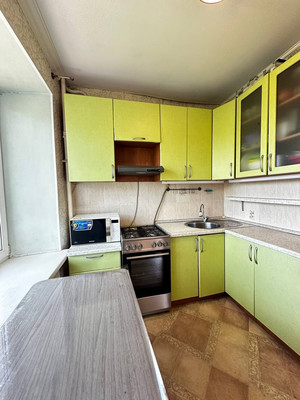 Продам двухкомнатную (2-комн.) квартиру, Гагарина ул, 14, Казань г