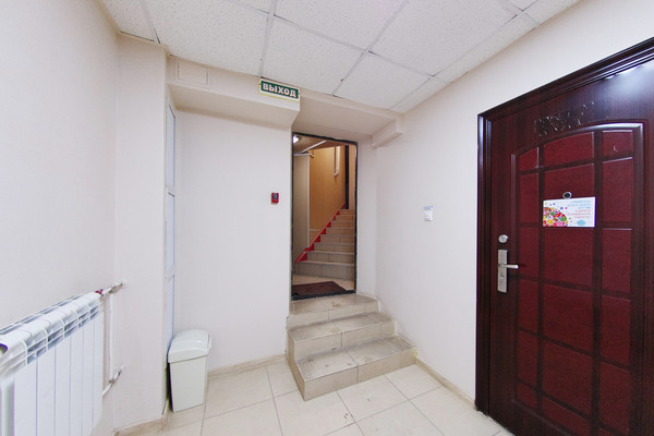 Продам торговое помещение 368 м2, Рознина ул, 71, Ханты-Мансийск г