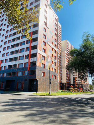 Продам трехкомнатную (3-комн.) квартиру, Хлебозаводской проезд, 1А, Люберцы г