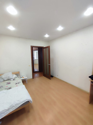 Продам двухкомнатную (2-комн.) квартиру, Школьная (Климовск мкр.) ул, 33, Подольск г