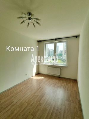 Продам трехкомнатную (3-комн.) квартиру, Центральная ул, 50к1, Кудрово г
