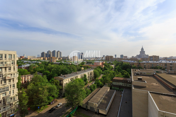 Продам трехкомнатную (3-комн.) квартиру, Кочновский проезд, 4к2, Москва г