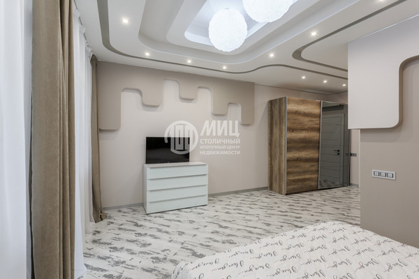 Продам трехкомнатную (3-комн.) квартиру, Кочновский проезд, 4к2, Москва г