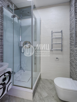 Продам трехкомнатную (3-комн.) квартиру, Кочновский проезд, 4к2, Москва г