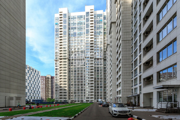 Продам трехкомнатную (3-комн.) квартиру, Кочновский проезд, 4к2, Москва г