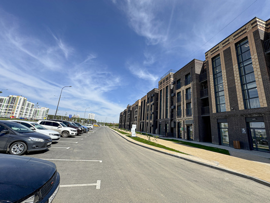 Продам торговое помещение 87 м2, Амундсена ул, 165, Екатеринбург г