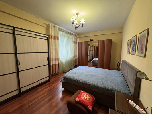 Продам двухкомнатную (2-комн.) квартиру, Ивана Франко ул, 22, Иркутск г
