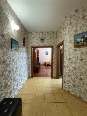 Продам двухкомнатную (2-комн.) квартиру, Ивана Франко ул, 22, Иркутск г