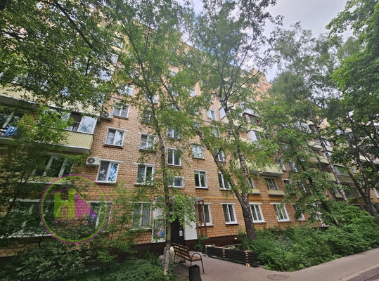 Продам двухкомнатную (2-комн.) квартиру, Волжский б-р, 18к2, Москва г