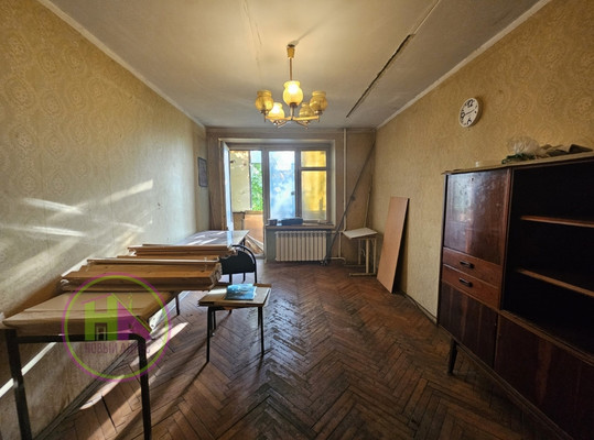 Продам двухкомнатную (2-комн.) квартиру, Волжский б-р, 18к2, Москва г