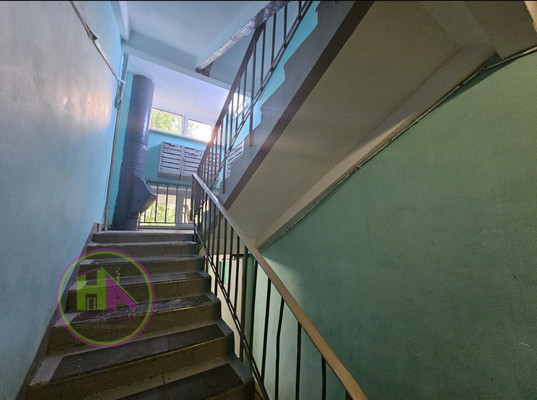 Продам двухкомнатную (2-комн.) квартиру, Волжский б-р, 18к2, Москва г