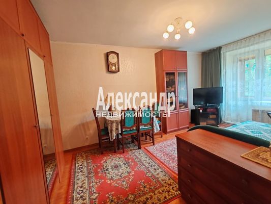Продам двухкомнатную (2-комн.) квартиру, Торжковская ул, 7, Санкт-Петербург г