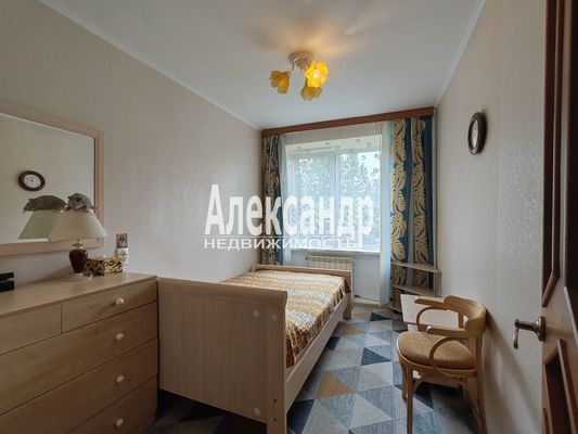Продам двухкомнатную (2-комн.) квартиру, Торжковская ул, 7, Санкт-Петербург г