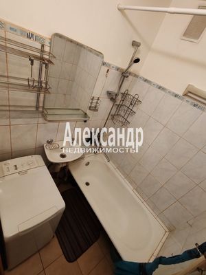 Продам двухкомнатную (2-комн.) квартиру, Торжковская ул, 7, Санкт-Петербург г