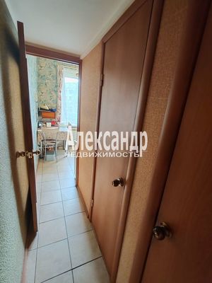 Продам двухкомнатную (2-комн.) квартиру, Торжковская ул, 7, Санкт-Петербург г