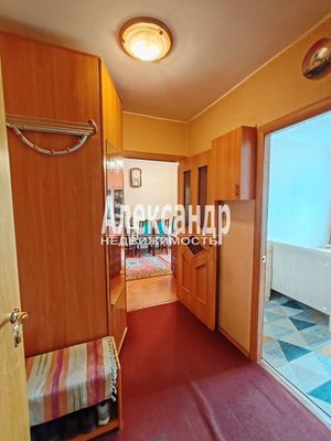 Продам двухкомнатную (2-комн.) квартиру, Торжковская ул, 7, Санкт-Петербург г