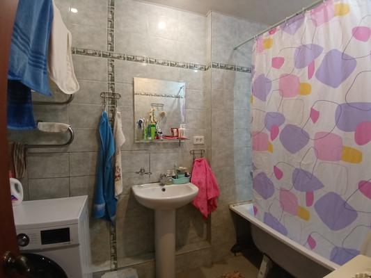 Продам двухкомнатную (2-комн.) квартиру, Пушкина ул, 43, Туапсе г