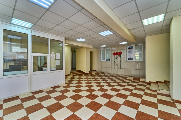 Продам двухкомнатную (2-комн.) квартиру, Домбайская ул, 101к1, Краснодар г