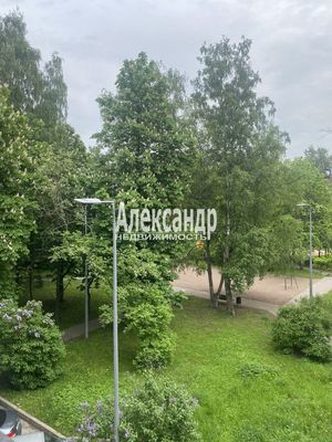 Продам однокомнатную (1-комн.) квартиру, Школьная ул, 64, Санкт-Петербург г