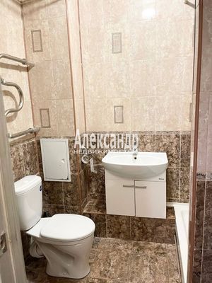 Продам однокомнатную (1-комн.) квартиру, Тихая ул, 1, Бугры п