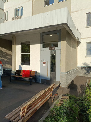 Продам трехкомнатную (3-комн.) квартиру, Краснобогатырская ул, 79к1, Москва г
