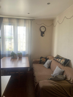 Продам трехкомнатную (3-комн.) квартиру, Гусарская ул, 6к13, Пушкин г