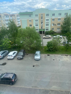 Продам трехкомнатную (3-комн.) квартиру, Гусарская ул, 6к13, Пушкин г