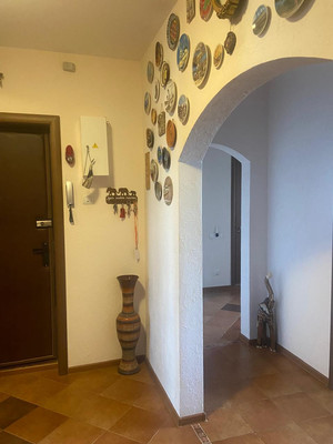 Продам трехкомнатную (3-комн.) квартиру, Гусарская ул, 6к13, Пушкин г