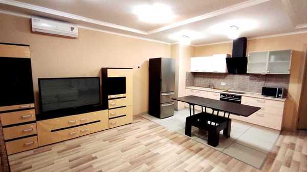 Продам однокомнатную (1-комн.) квартиру, Кирпичная (Адлерский р-н) ул, 2к3, Сочи г