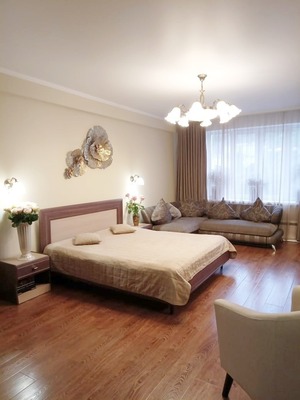 Продам трехкомнатную (3-комн.) квартиру, Коммунальная ул, 41Б, Раздольное с