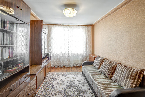 Продам двухкомнатную (2-комн.) квартиру, Новосёлов ул, 19Л, Санкт-Петербург г