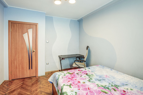Продам двухкомнатную (2-комн.) квартиру, Новосёлов ул, 19Л, Санкт-Петербург г