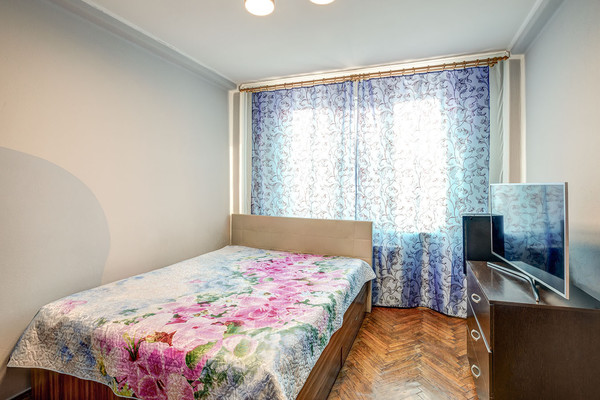 Продам двухкомнатную (2-комн.) квартиру, Новосёлов ул, 19Л, Санкт-Петербург г