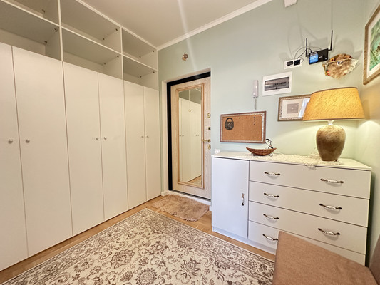Продам однокомнатную (1-комн.) квартиру, Дмитровская ул, 18, Базарово д