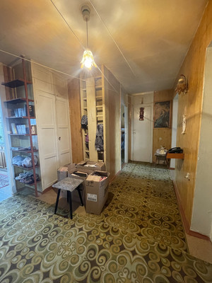 Продам трехкомнатную (3-комн.) квартиру, Садовая ул, 10, Нижний Тагил г