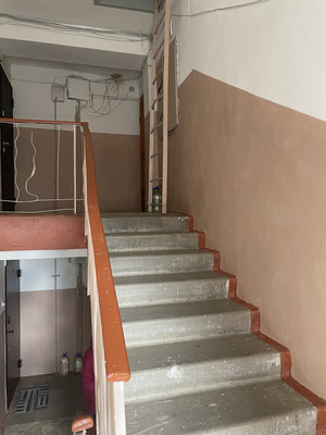 Продам трехкомнатную (3-комн.) квартиру, Садовая ул, 10, Нижний Тагил г