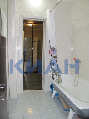Продам двухкомнатную (2-комн.) квартиру, 26 Бакинских Комиссаров ул, 5Г, Красноярск г
