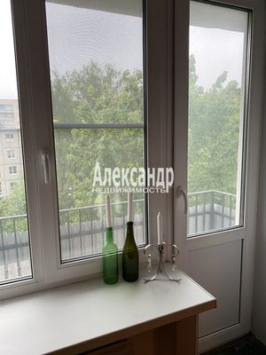 Продам трехкомнатную (3-комн.) квартиру, Энергетиков пр-кт, 48, Санкт-Петербург г