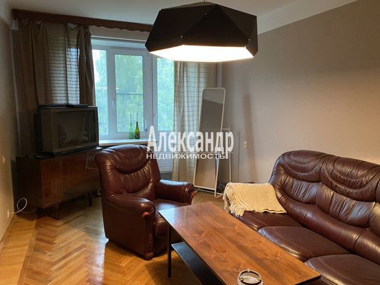 Продам трехкомнатную (3-комн.) квартиру, Энергетиков пр-кт, 48, Санкт-Петербург г