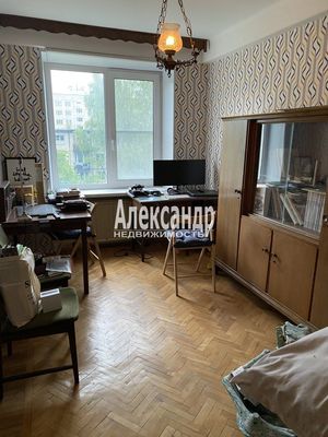 Продам трехкомнатную (3-комн.) квартиру, Энергетиков пр-кт, 48, Санкт-Петербург г