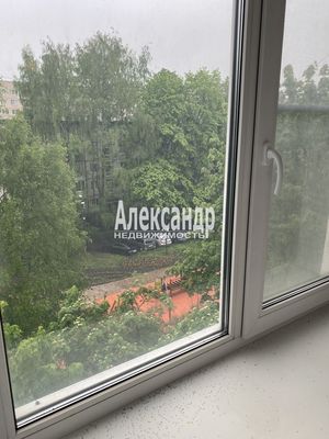 Продам трехкомнатную (3-комн.) квартиру, Энергетиков пр-кт, 48, Санкт-Петербург г