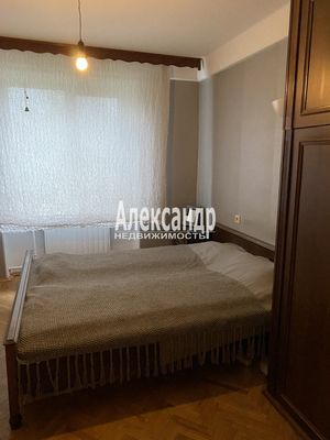 Продам трехкомнатную (3-комн.) квартиру, Энергетиков пр-кт, 48, Санкт-Петербург г
