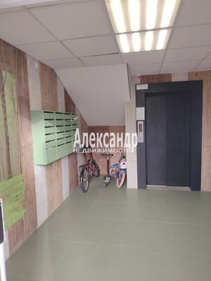 Продам однокомнатную (1-комн.) квартиру, Тихвинская (Сертолово-2 мкр.) ул, 12к4, Сертолово г
