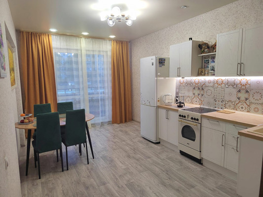 Продам двухкомнатную (2-комн.) квартиру, Энтузиастов ул, 55, Барнаул г