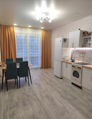 Продам двухкомнатную (2-комн.) квартиру, Энтузиастов ул, 55, Барнаул г