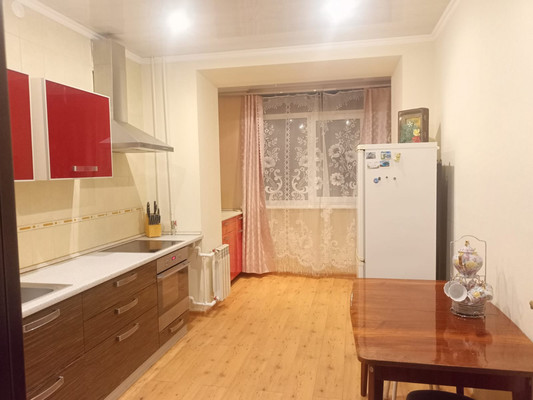 Продам двухкомнатную (2-комн.) квартиру, Королева пл, 23, Ростов-на-Дону г