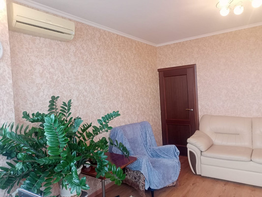 Продам двухкомнатную (2-комн.) квартиру, Королева пл, 23, Ростов-на-Дону г