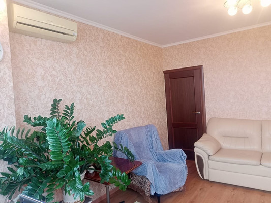 Продам двухкомнатную (2-комн.) квартиру, Королева пл, 23, Ростов-на-Дону г